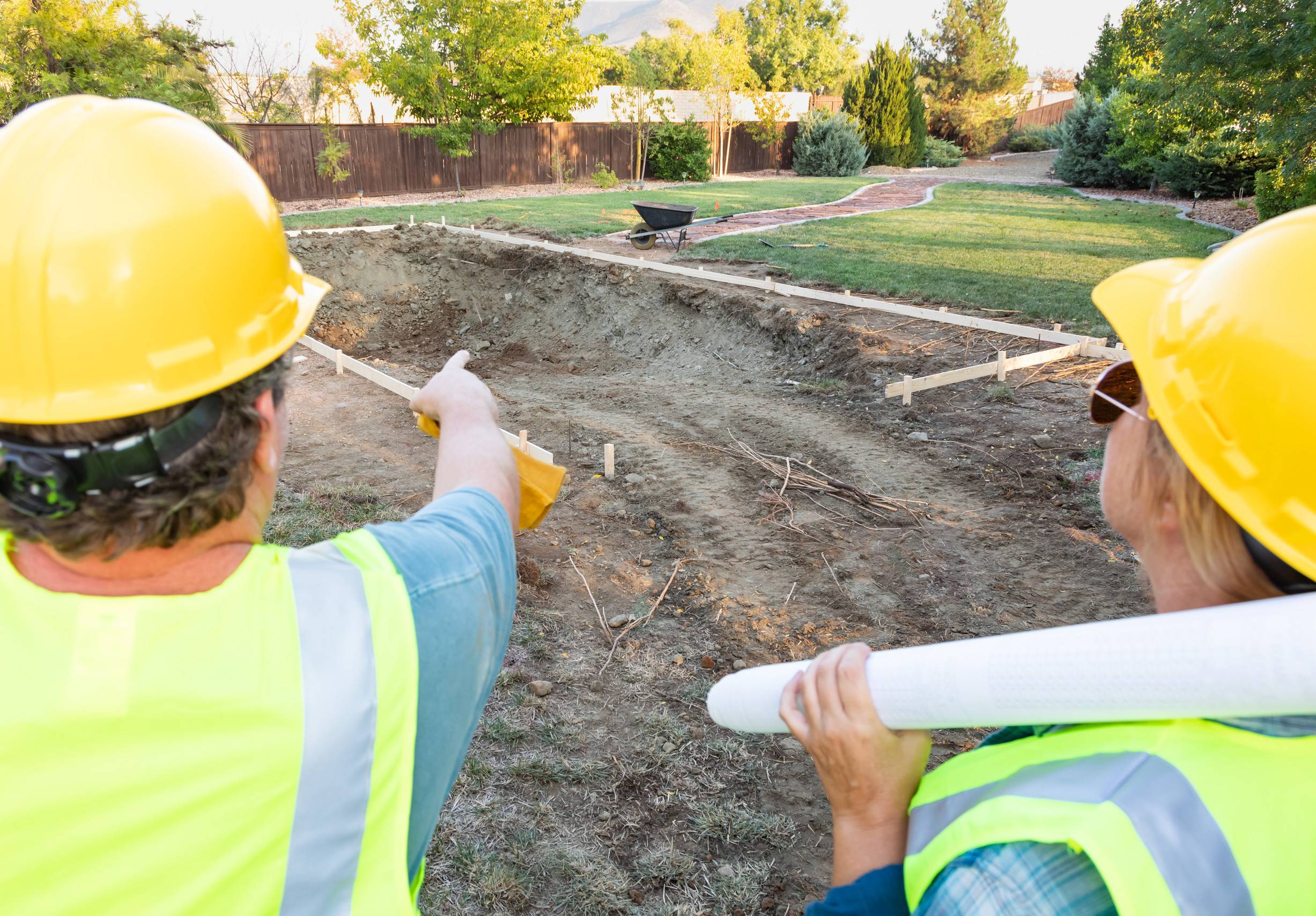 small excavation crew from zeus excavating working on a colorado springs project